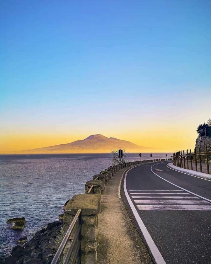 Vient' e mar suite Castellammare di Stabia Extérieur photo
